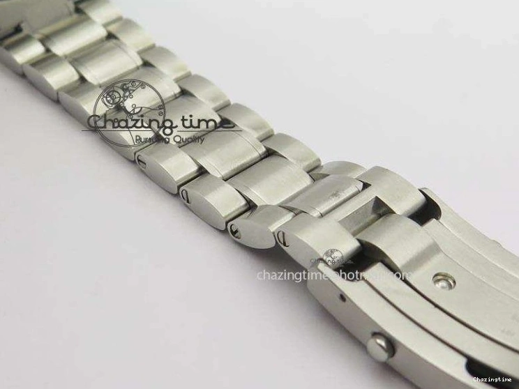 0429 Efficient Speedmaster JHF SS Snoopy Award 45th Anniversary White dial On SS Bracelet 8239